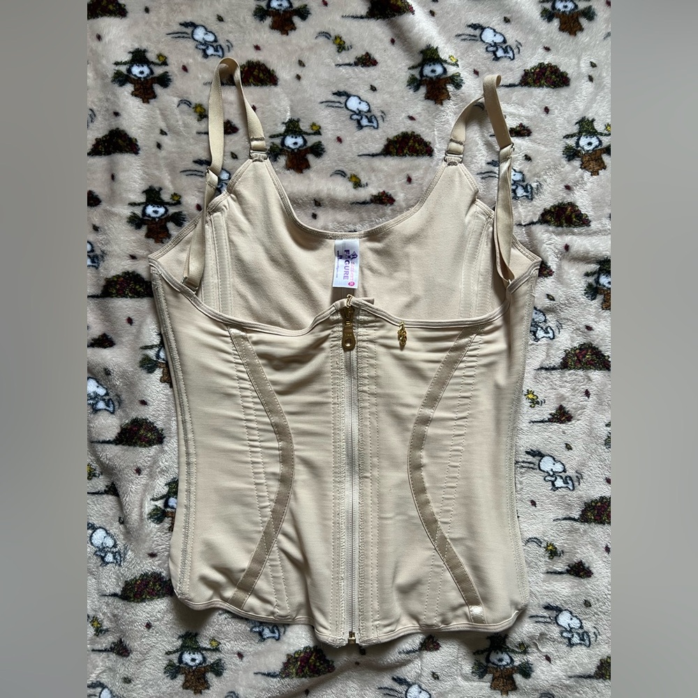 Elegant Figure Waist Trainer - Picture 3 of 5